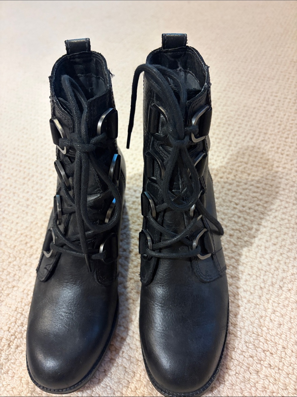 Sorel Black Lace-Up Ankle Combat Boots.